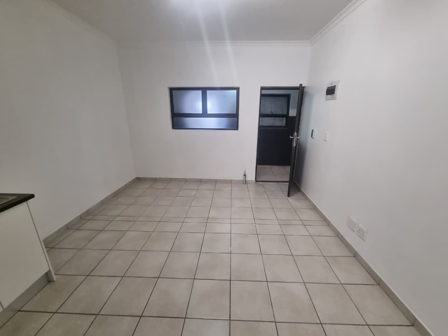 To Let 2 Bedroom Property for Rent in Observatory Western Cape